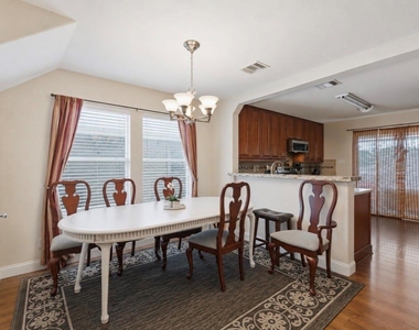 11521 Autumn Ash Drive - Photo Thumbnail 4