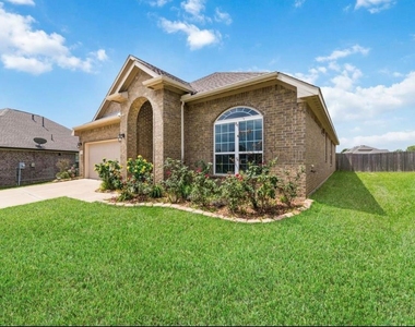 19029 Villa Lane - Photo Thumbnail 1