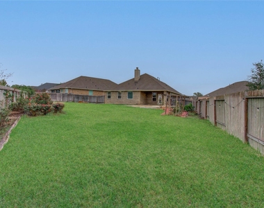 19029 Villa Lane - Photo Thumbnail 29