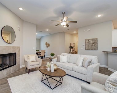19029 Villa Lane - Photo Thumbnail 17