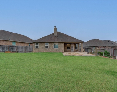 19029 Villa Lane - Photo Thumbnail 30