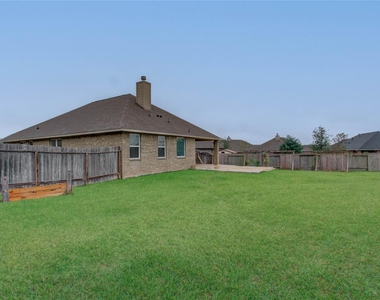 19029 Villa Lane - Photo Thumbnail 31