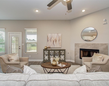 19029 Villa Lane - Photo Thumbnail 15