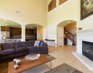 162 W Hullwood Court - Photo Thumbnail 10