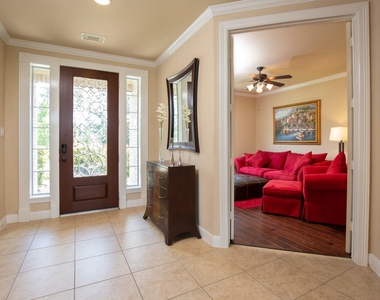 162 W Hullwood Court - Photo Thumbnail 2