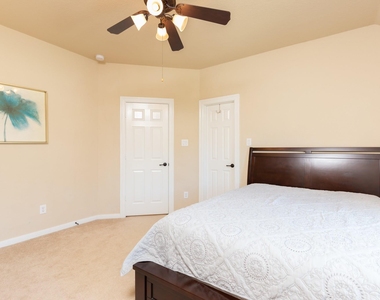 162 W Hullwood Court - Photo Thumbnail 40