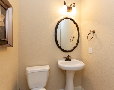 162 W Hullwood Court - Photo Thumbnail 12