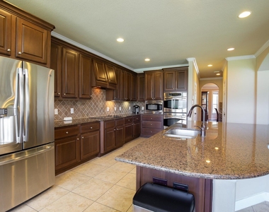 162 W Hullwood Court - Photo Thumbnail 20