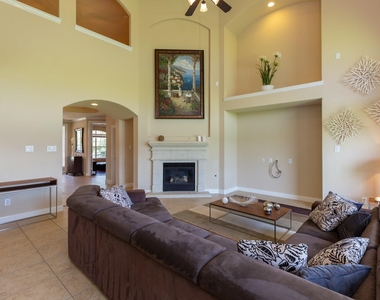 162 W Hullwood Court - Photo Thumbnail 13