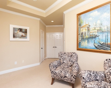 162 W Hullwood Court - Photo Thumbnail 27