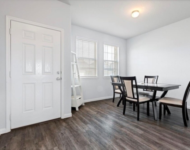 24706 Signorelli Way - Photo Thumbnail 4