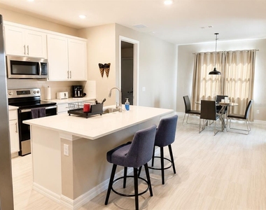 2635 Bebb Oak Drive - Photo Thumbnail 2