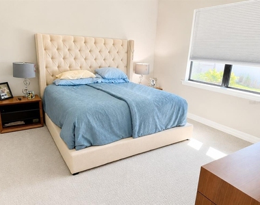 2635 Bebb Oak Drive - Photo Thumbnail 5