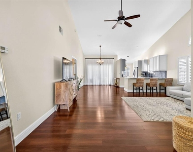 4180 Brentwood Park Circle - Photo Thumbnail 2