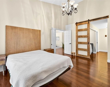 4180 Brentwood Park Circle - Photo Thumbnail 24
