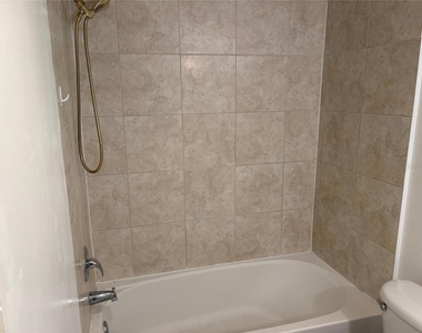 701 S Madison Avenue - Photo Thumbnail 10