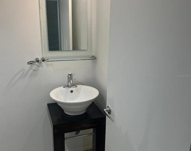 701 S Madison Avenue - Photo Thumbnail 19