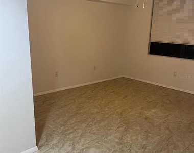 701 S Madison Avenue - Photo Thumbnail 23