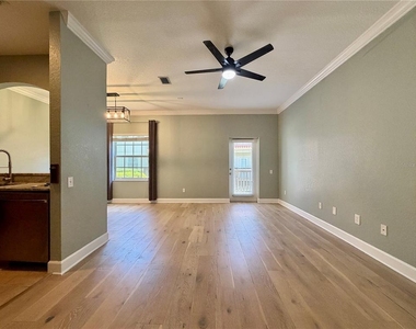 526 101st Avenue N - Photo Thumbnail 5