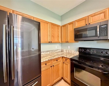 526 101st Avenue N - Photo Thumbnail 12