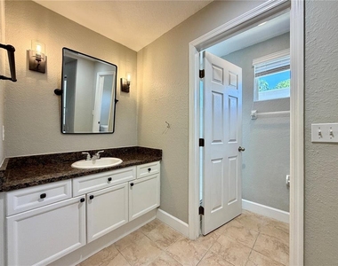 526 101st Avenue N - Photo Thumbnail 18