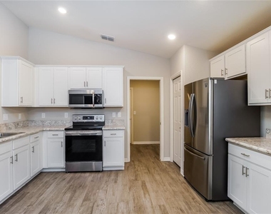 645 Vittorio Drive - Photo Thumbnail 7