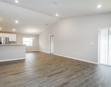 645 Vittorio Drive - Photo Thumbnail 4