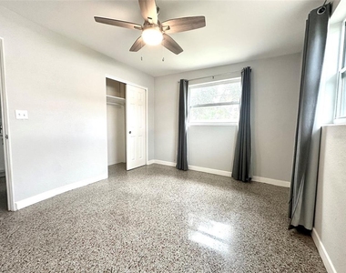 126 11th Avenue Sw - Photo Thumbnail 12