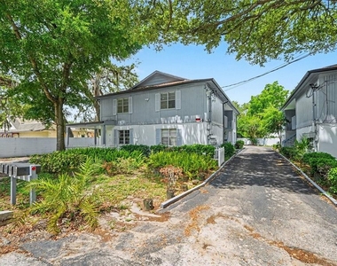 9208 N Connechusett Road - Photo Thumbnail 27