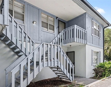 9208 N Connechusett Road - Photo Thumbnail 1