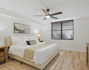 701 S Madison Avenue - Photo Thumbnail 14