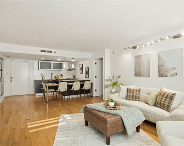 701 S Madison Avenue - Photo Thumbnail 5