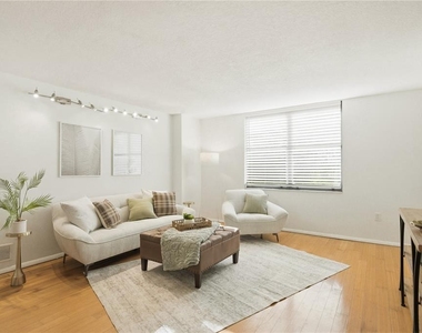 701 S Madison Avenue - Photo Thumbnail 9