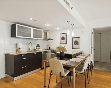 701 S Madison Avenue - Photo Thumbnail 10