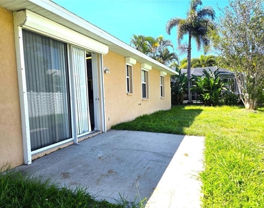 11641 59th Street N - Photo Thumbnail 26