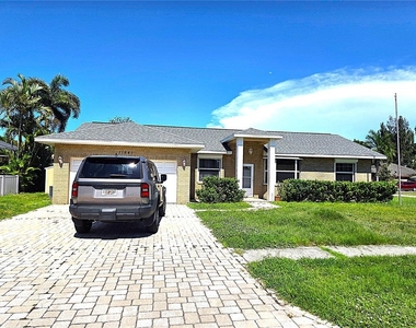 11641 59th Street N - Photo Thumbnail 30