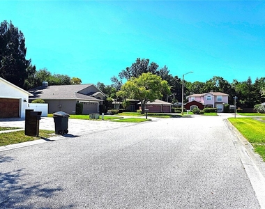 11641 59th Street N - Photo Thumbnail 34