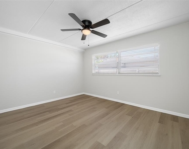 8012 Blind Pass Road - Photo Thumbnail 9