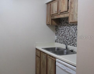 14227 Shadow Moss Lane - Photo Thumbnail 2