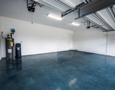 913 Buckhurst Drive - Photo Thumbnail 41