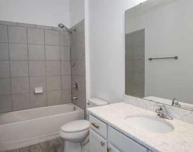 913 Buckhurst Drive - Photo Thumbnail 35