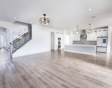 913 Buckhurst Drive - Photo Thumbnail 9