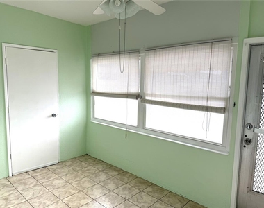 5850 18th Street N - Photo Thumbnail 18