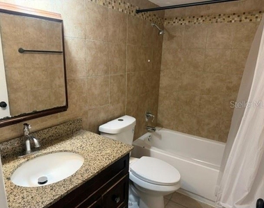 14413 Americana Circle - Photo Thumbnail 13