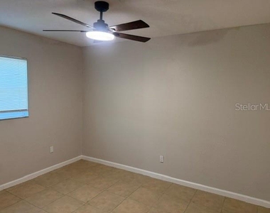 14413 Americana Circle - Photo Thumbnail 11