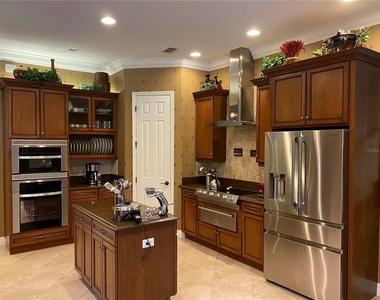 21430 Draycott Way - Photo Thumbnail 15