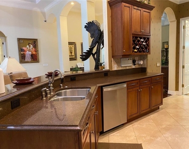 21430 Draycott Way - Photo Thumbnail 20