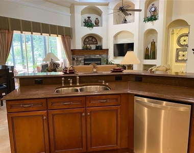 21430 Draycott Way - Photo Thumbnail 18
