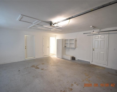 3273 Harbor Lake Drive - Photo Thumbnail 41