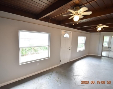 3273 Harbor Lake Drive - Photo Thumbnail 17